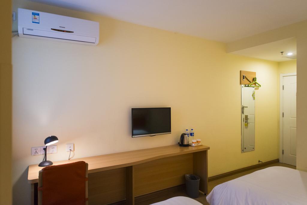 Home Inn Yichang Gezhou Dam Екстер'єр фото